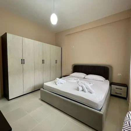 Aysel 1 Lungomare Vlorë